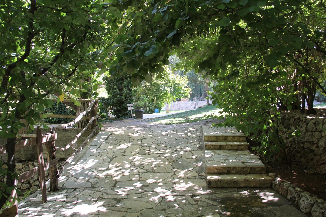 Domaine De Chouchene Hotel Sahrat al Qashsh Exterior foto